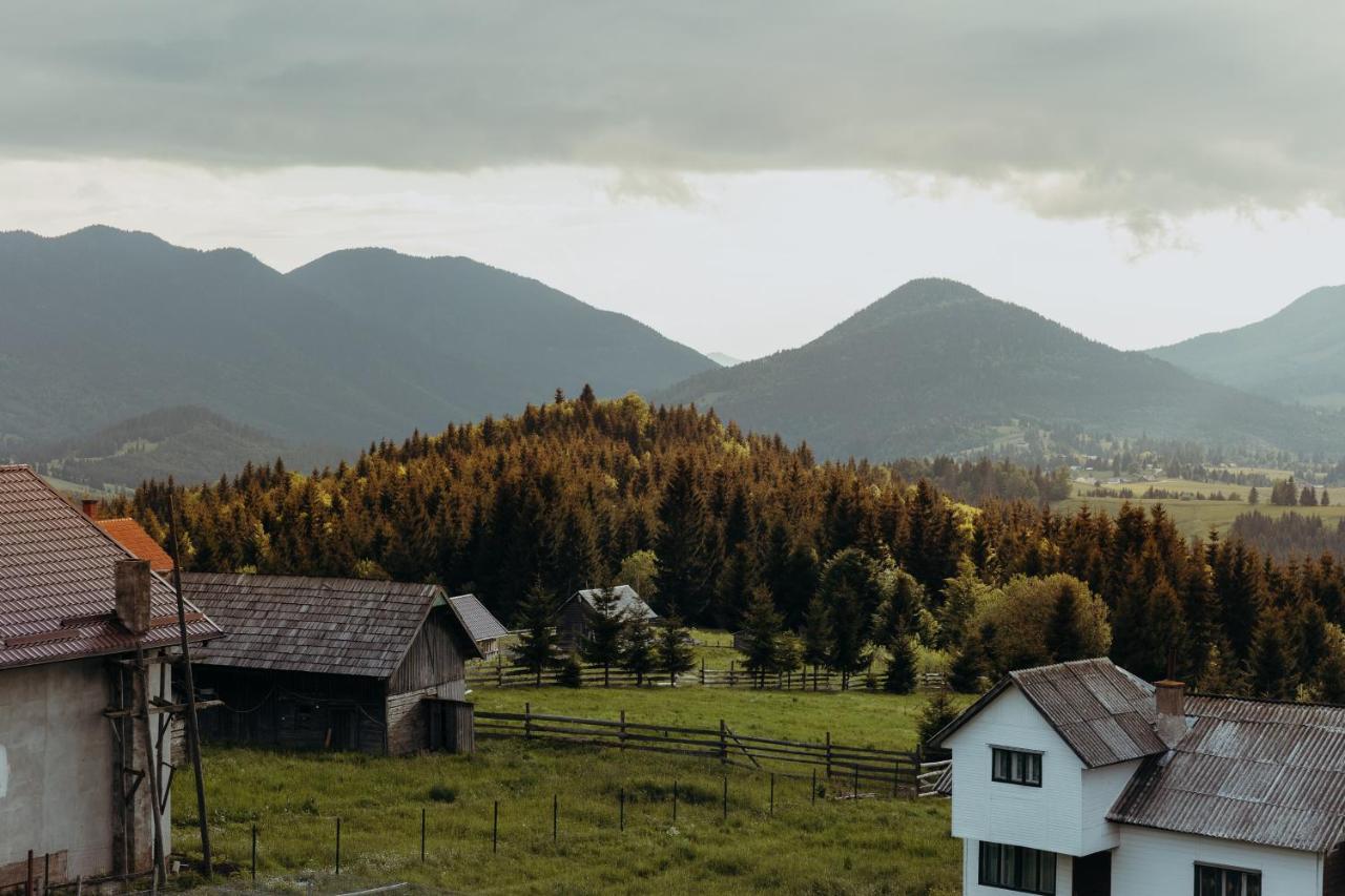 Popasul Transilvania Piatra Fantanele Ngoại thất bức ảnh