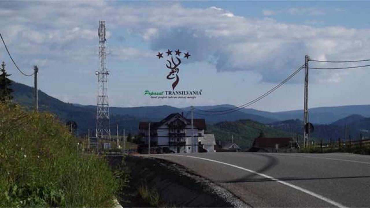Popasul Transilvania Piatra Fantanele Ngoại thất bức ảnh